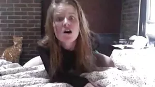 Couple interrompu des film porno filles vierges cours de langue étrangère pour anal