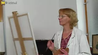 Une femme manipule le trou du cul de son mari tout en masturbant video porno fille vierge son phallus