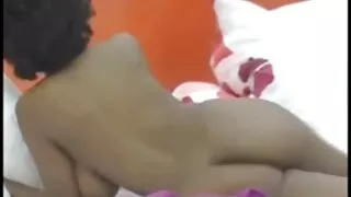 Salope plantureuse en bas surprend les noirs avec une luxure incroyable porno arab vierge
