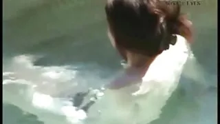 Brunette a eu le sexe video porno fille vierge anal désiré au lieu de se détendre dans le jacuzzi
