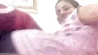 Le pick-up a porno arab vierge convaincu une grosse femme mûre de baiser dans plusieurs trous