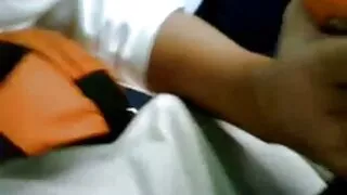 Soeur de blanchisserie maison baisée par un jeune porno vierge arab frère