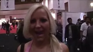 Magnifique xxxn vierge Baile Blue Blue a fait une pipe et a écarté ses fesses